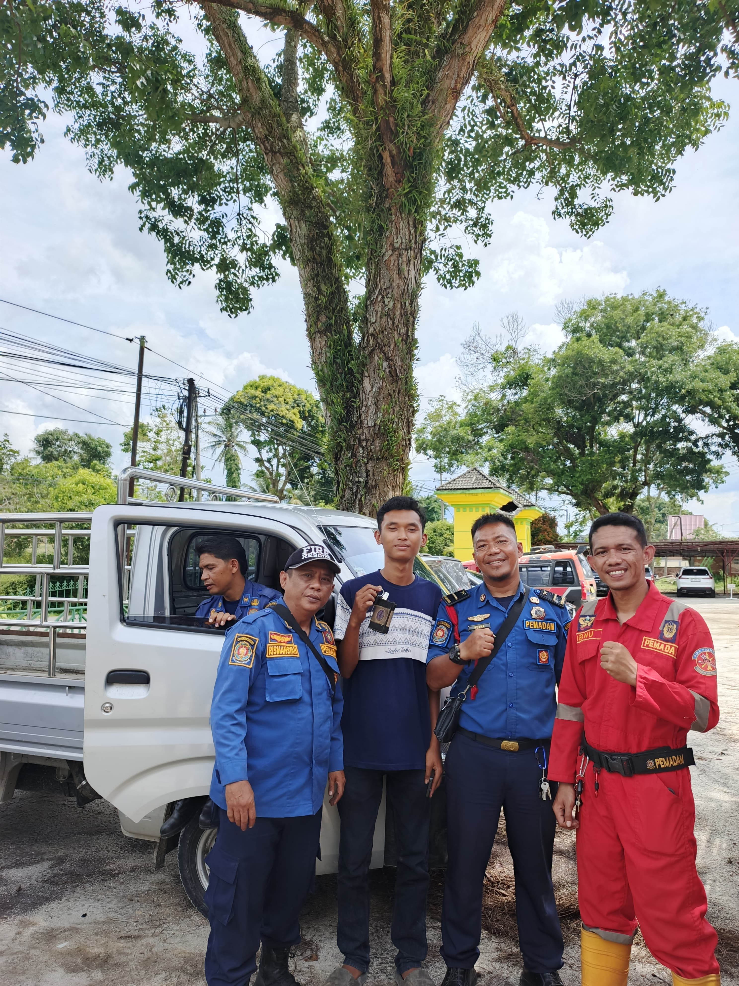 Evakuasi Kunci Mobil yang tertinggal di dalam mobil yang beralamat di Rumah Sakit Harapan Jl. Farel