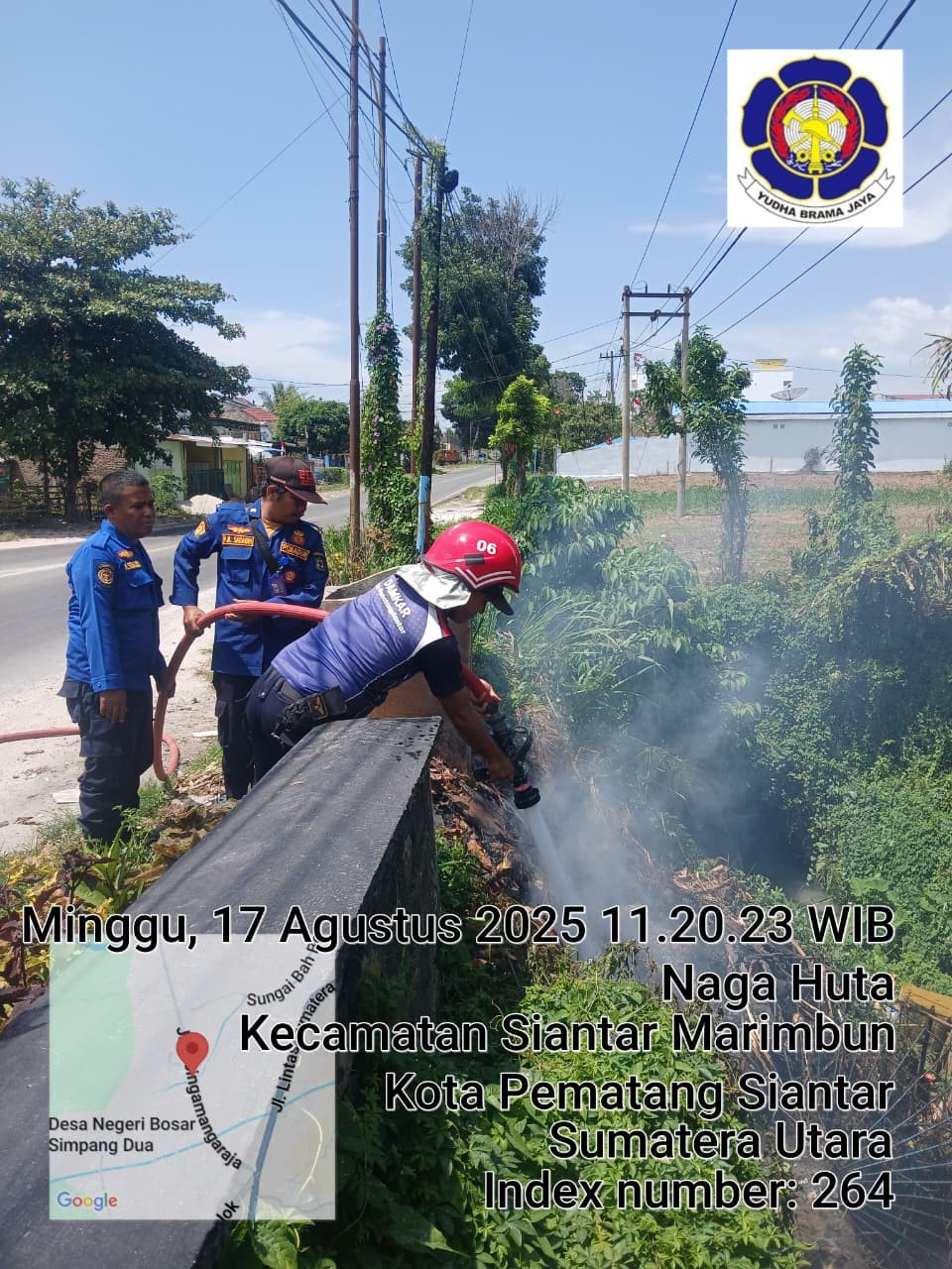 pemadaman kebakaran Sampah di  Jl. Sisingamangaraja 