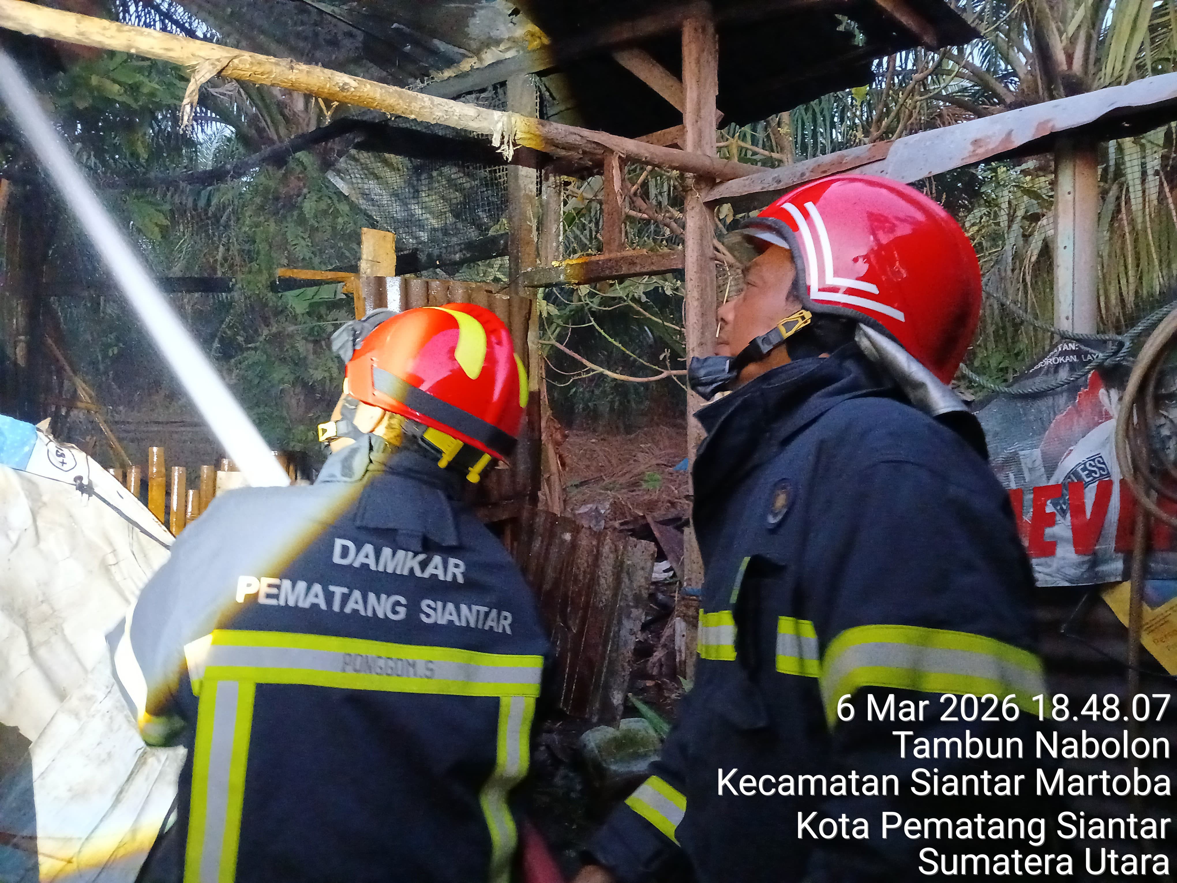 pemadaman kebakaran rumah di   Kel. Tambun Nabolon