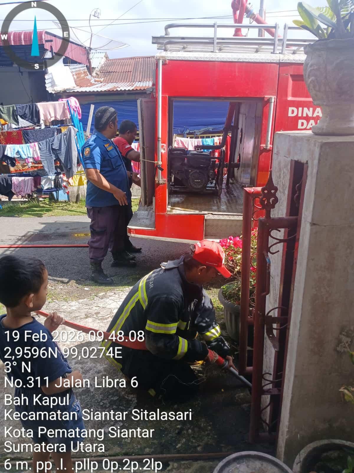 penyemprotan parit sumbat di  Jl. Libra