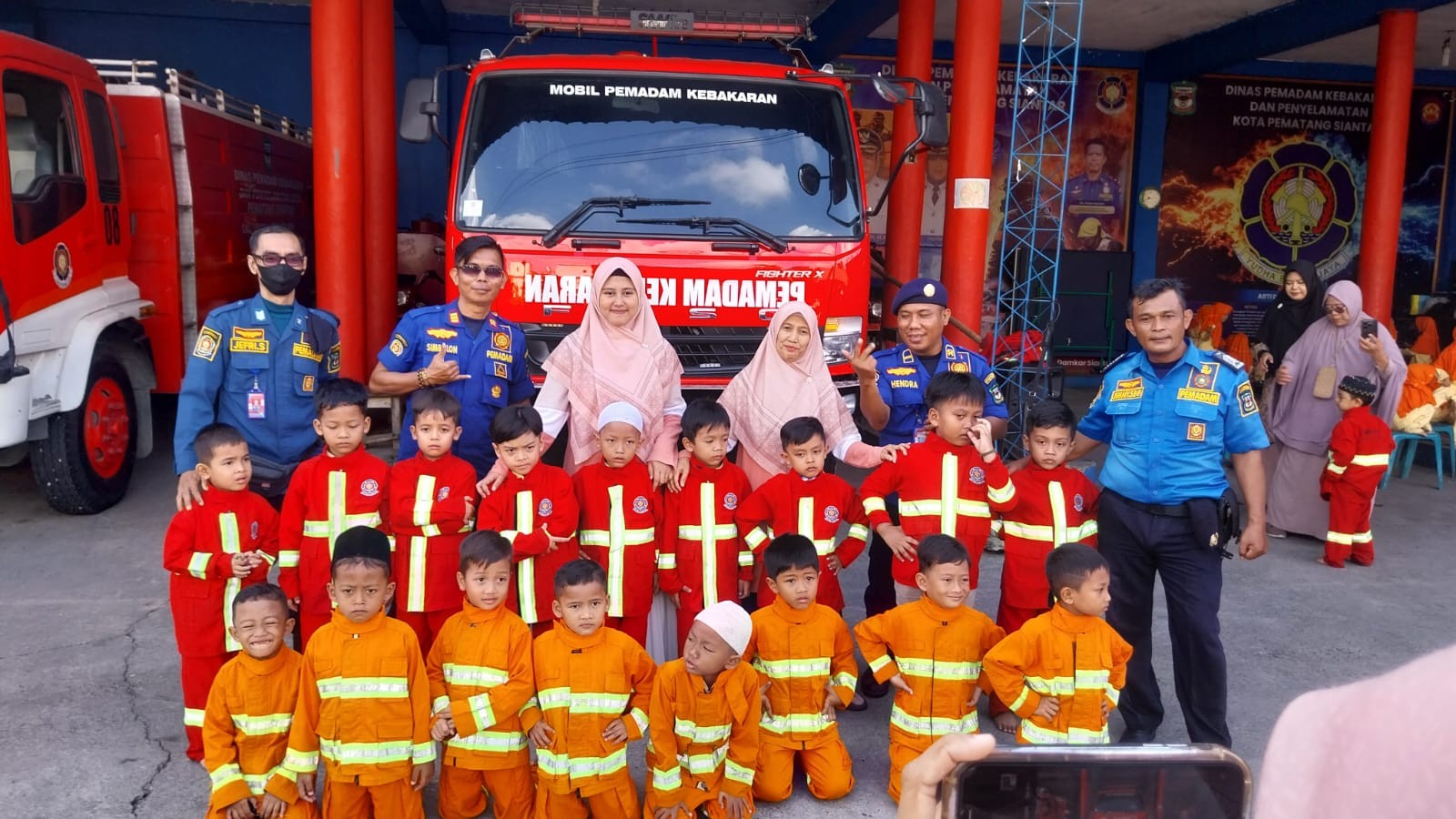 Edukasi dan Pengenalan Profesi Pemadam Kebakaran  Kepada Sekolah RA AL- Qur’an Kota Pematangsiantar.