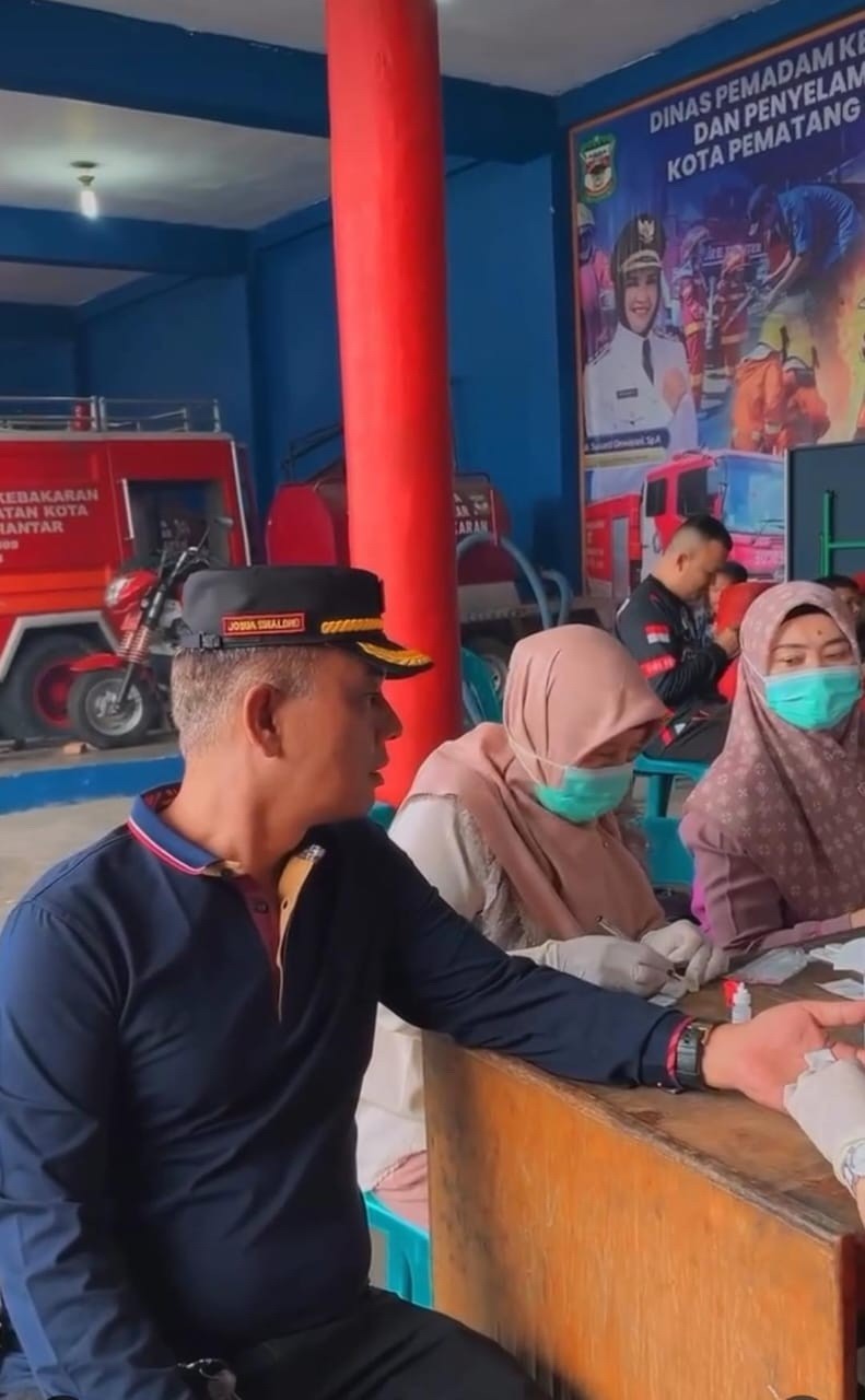 Dinas Pemadam Kebakaran dan Penyelamatan menerima kunjungan Pegawai Puskesmas Raya dalam rangka Kegi